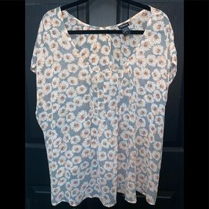 Torrid Sheer Floral Blouse size 2